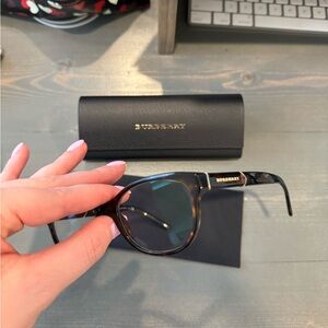 COPY - Women’s Burberry glasses